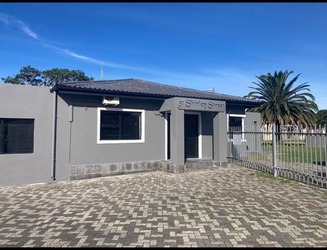 BUSINESS PROPERTY TO RENT IN NEWTON PARK